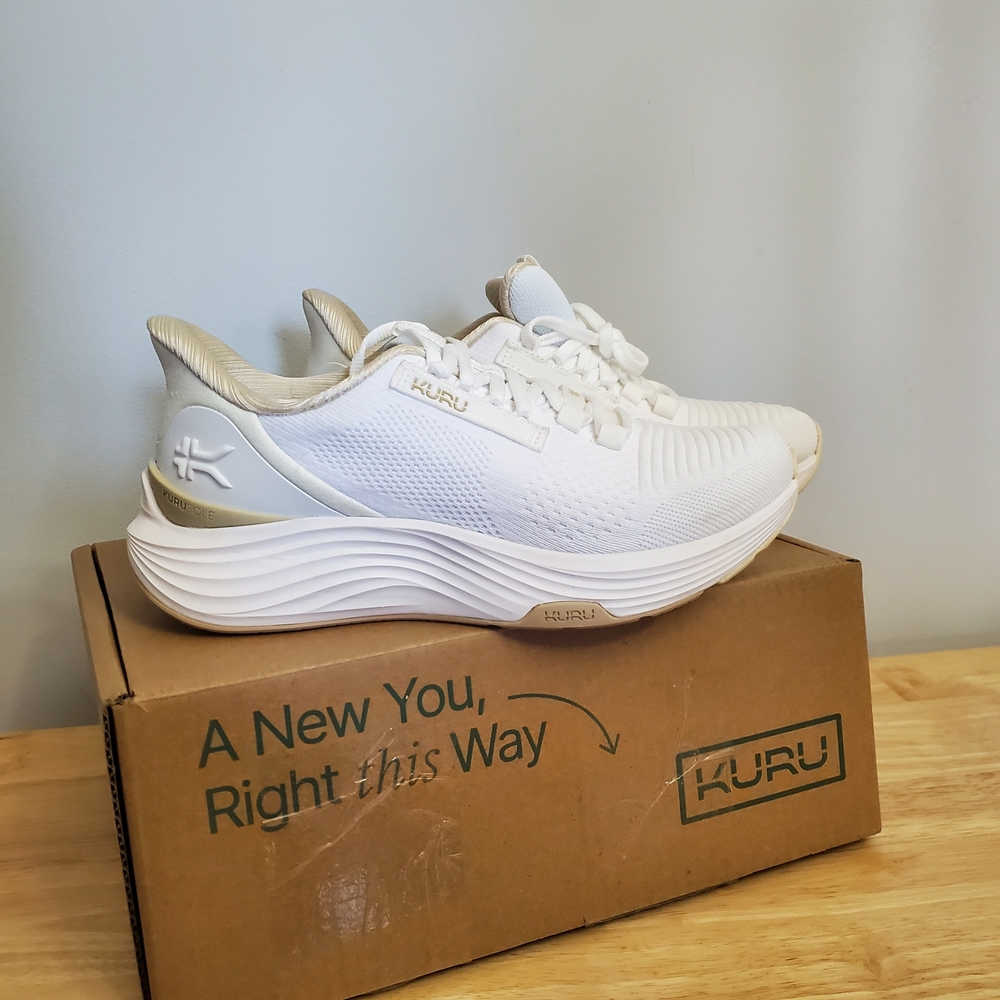 KURU Atom 2 Women's White and Tan Athletic Shoes Size 7